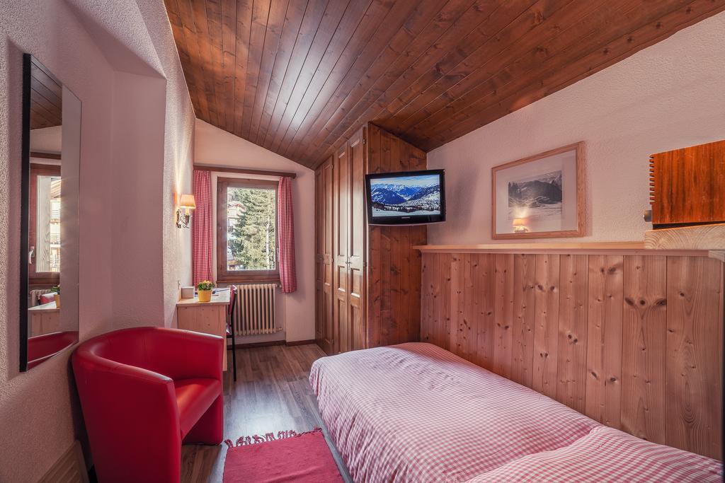 Hotel Mirabeau Вербье Экстерьер фото